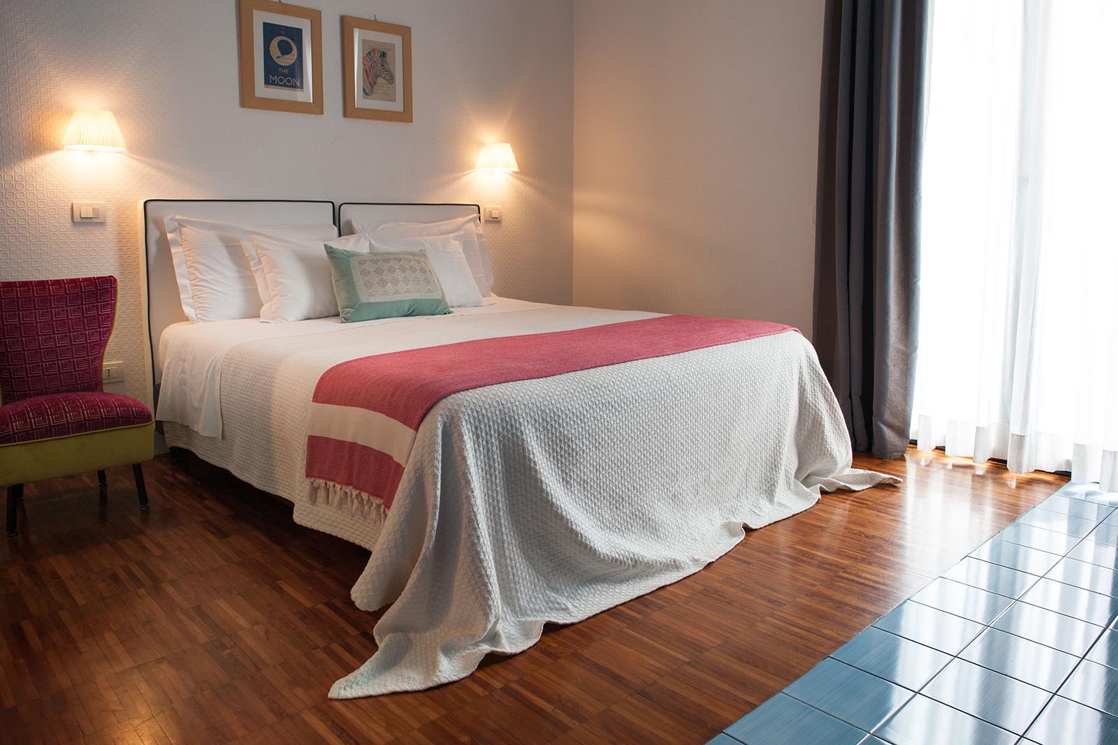 1_attico partenopeo_napoli_b&b_camere_superior_con_balcone.jpg